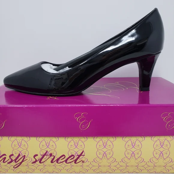 Easy Street Pointe Black Patent Pumps Heels - Picture 4 of 5